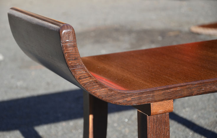 Hocker aus Wenge Detail