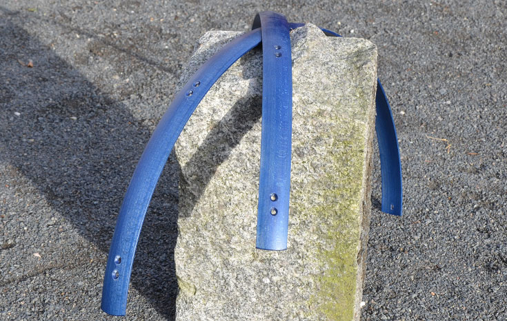 Holzschutzbleche blau